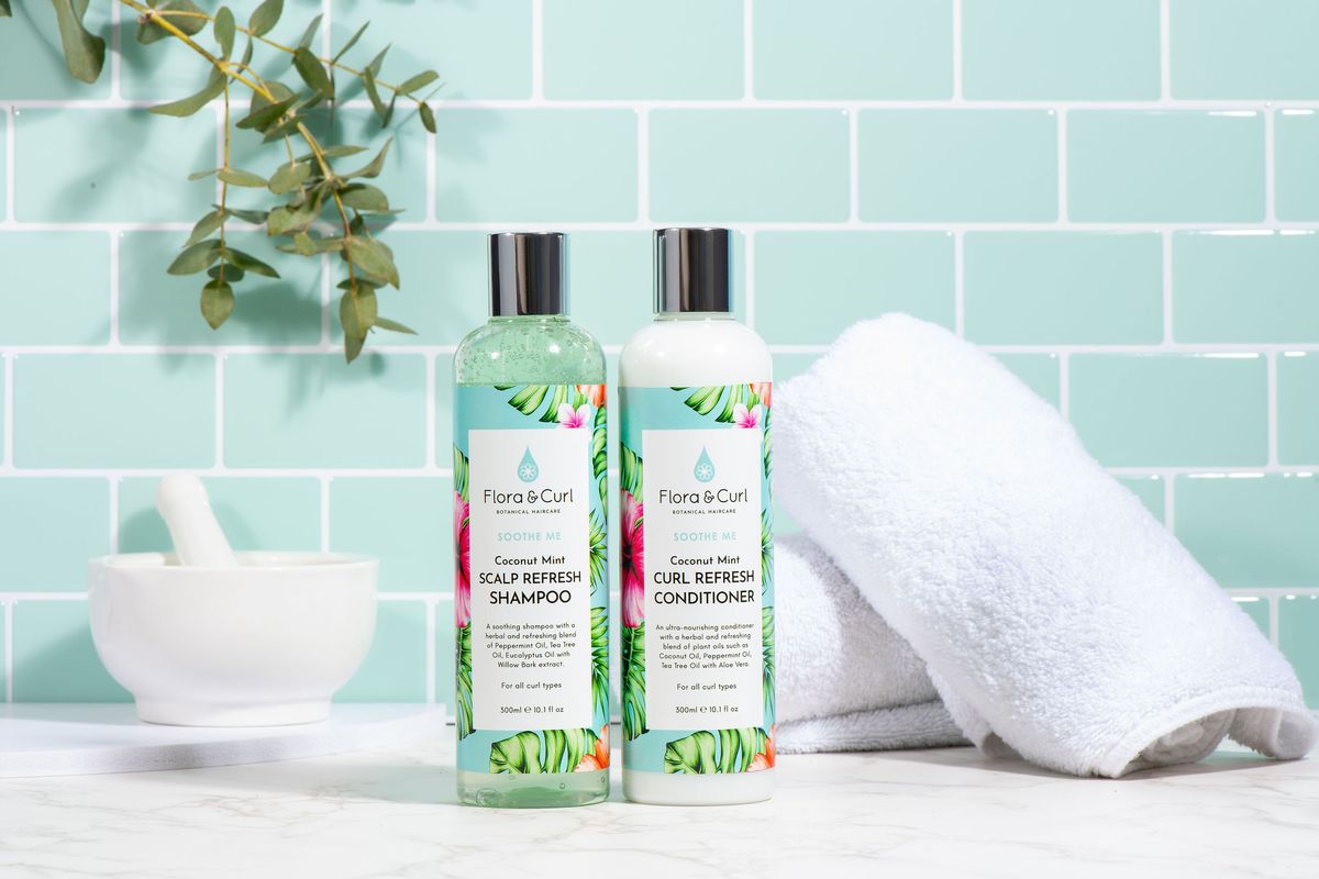 Flora &amp; Curl - Coconut Mint Scalp Refresh Shampoo