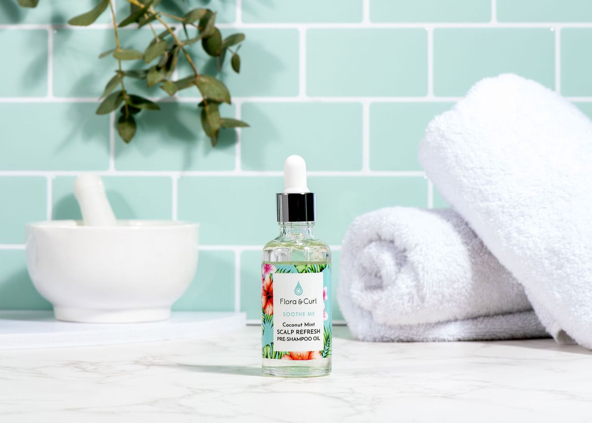 Flora &amp; Curl - Coconut Mint Scalp Refresh Pre-Shampoo Oil