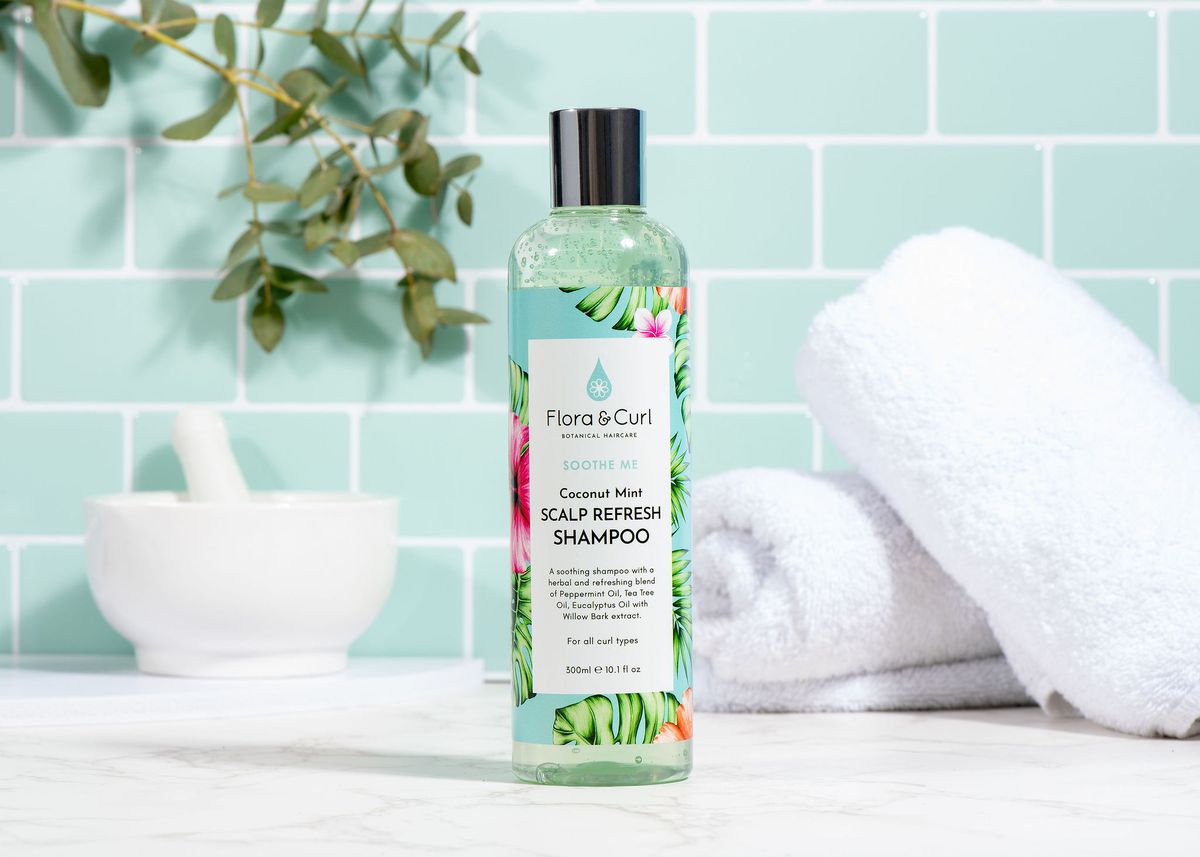 Flora &amp; Curl - Coconut Mint Scalp Refresh Shampoo